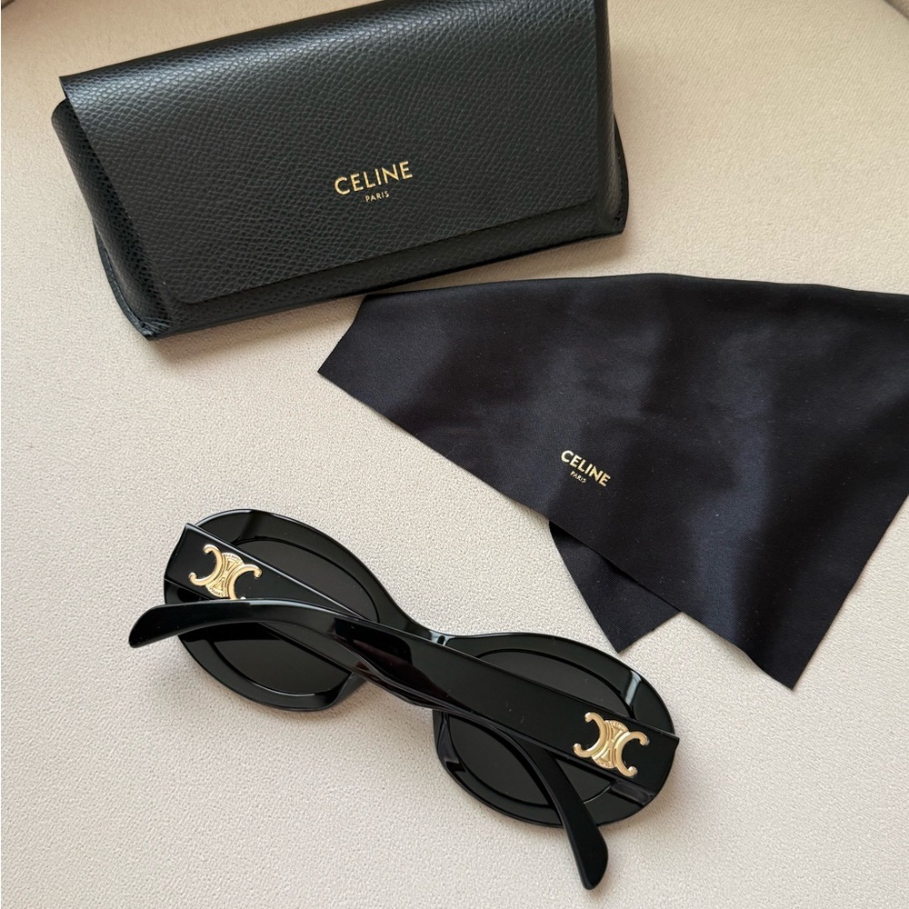CELINE Women's Triomphe Oval Sunglasses - Black
